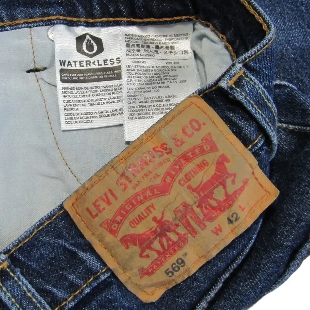 Levi's 569 Burmuda Shorts Mid Rise Relaxed Fit Dark Wash Denim Mens Size 42